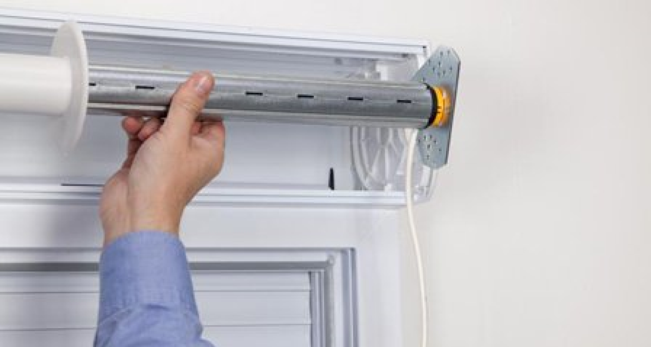 remonter manuellement un volet roulant électrique bloqué